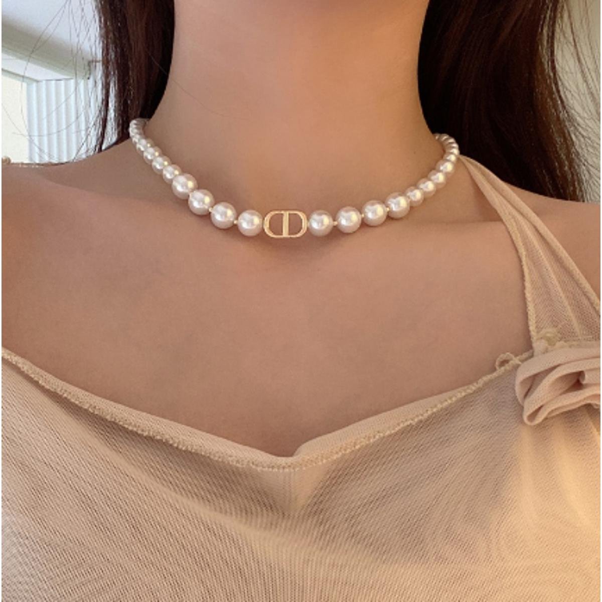 89ad6eefcbb659aa1e0c640246dff27b Beautiful Pearl Charm Korean Elegant Necklace For Girls - Image 1