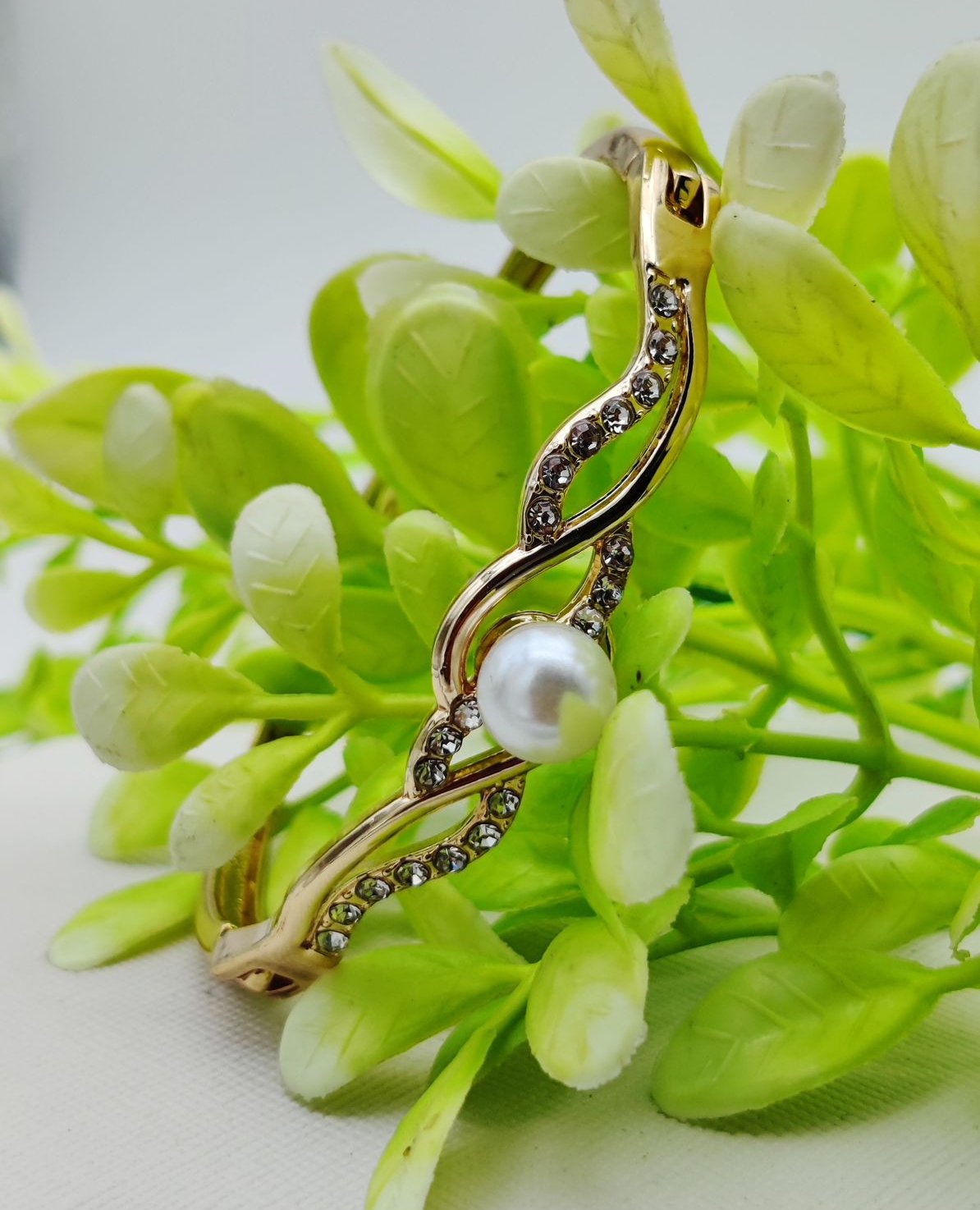 WhatsApp-Image-2025-02-06-at-4.00.15-PM Graceful Adjustable Bracelet with Dazzling Pearl Accent - Image 1