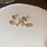 Beautiful Pearl Zircon Korean Flower Earrings for Women - Image 4