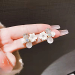 Flower Crystal Korean Earrings - Image 2